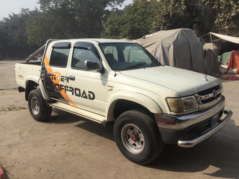 Toyota Hilux 2002 for Sale in Sialkot Toyota Hilux 2002 for Sale in Sialkot Image-3