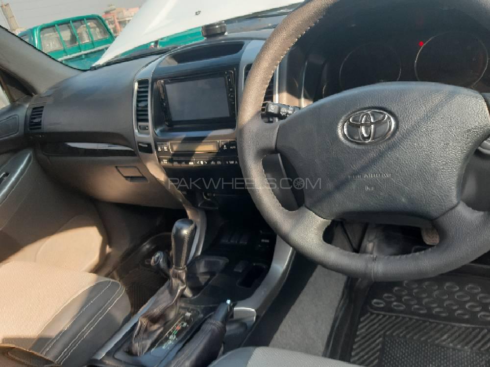 Toyota Prado 2007 for Sale in Peshawar Toyota Prado 2007 for Sale in Peshawar Image-11