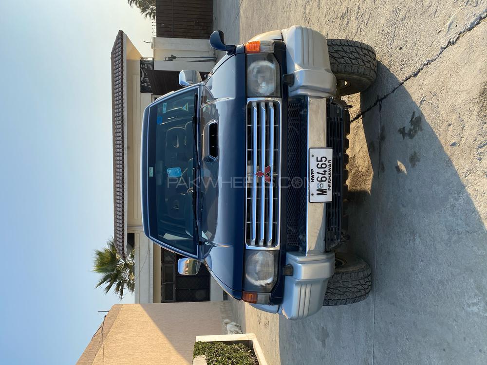 Mitsubishi Pajero 1995 for Sale in Nowshera Image-1