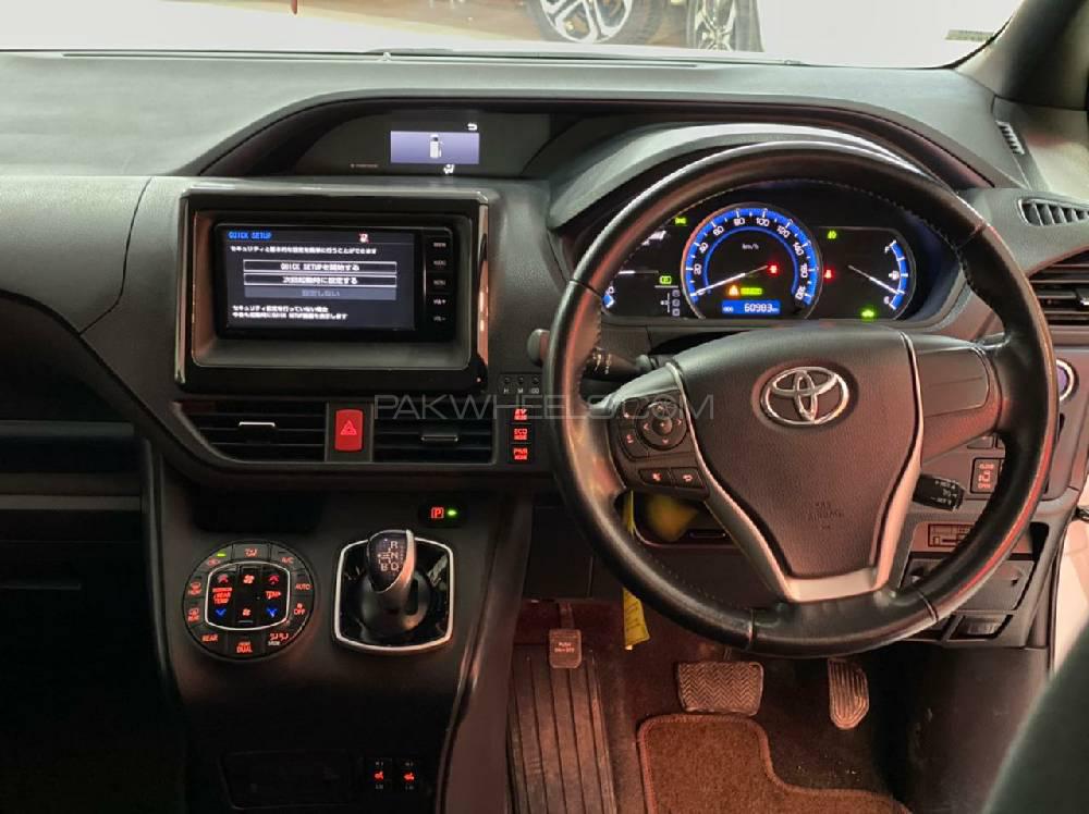 ٹویوٹا نوح 2015 for Sale in پشاور ٹویوٹا نوح 2015 for Sale in پشاور Image-10