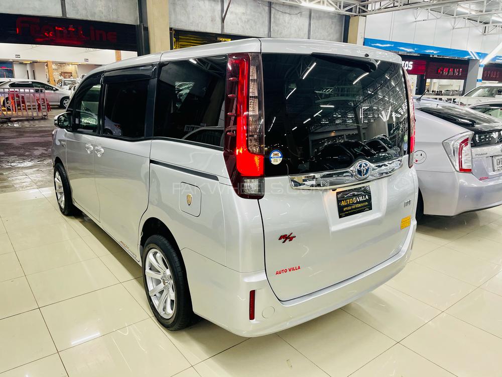 ٹویوٹا نوح 2014 for Sale in پشاور ٹویوٹا نوح 2014 for Sale in پشاور Image-6