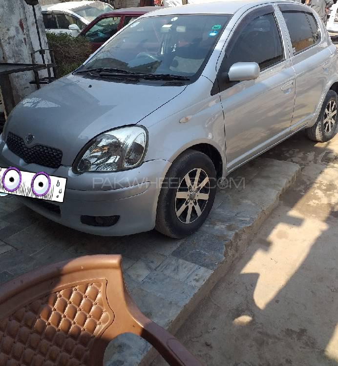 Toyota Vitz 2003 for Sale in Peshawar Image-1