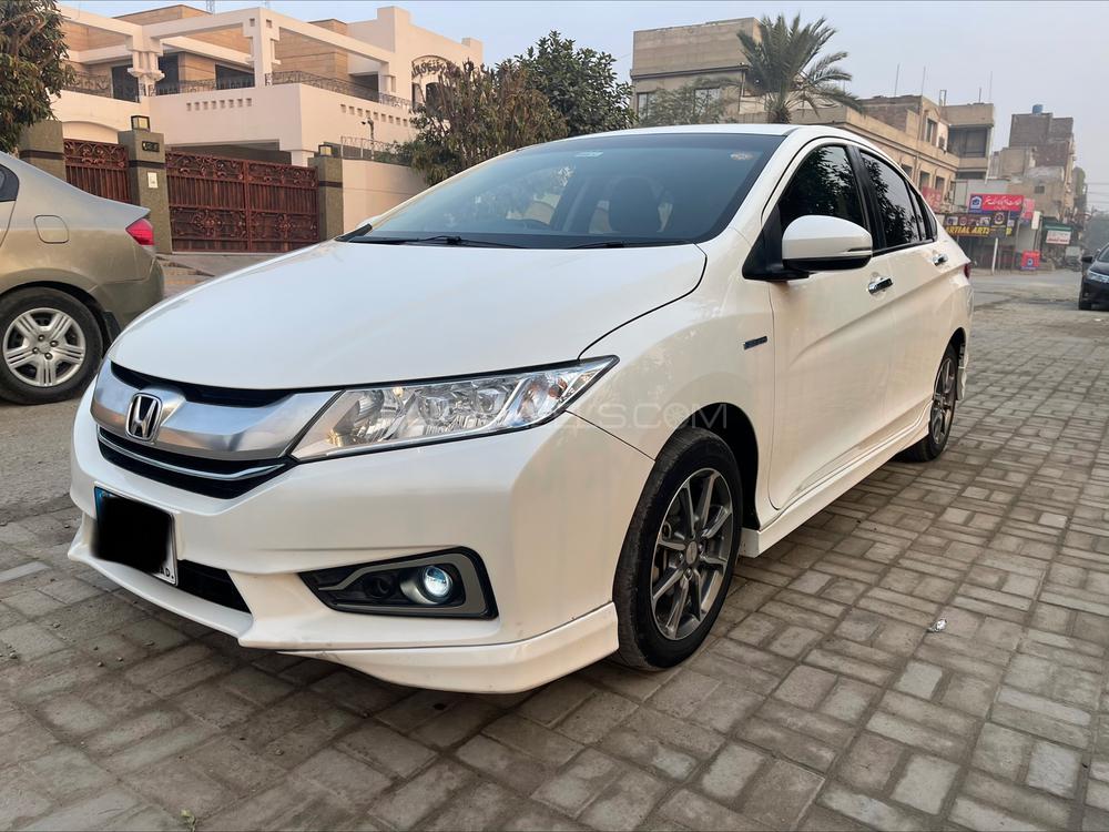 ہونڈا گریس ہائبرڈ 2015 for Sale in فیصل آباد ہونڈا گریس ہائبرڈ 2015 for Sale in فیصل آباد Image-2