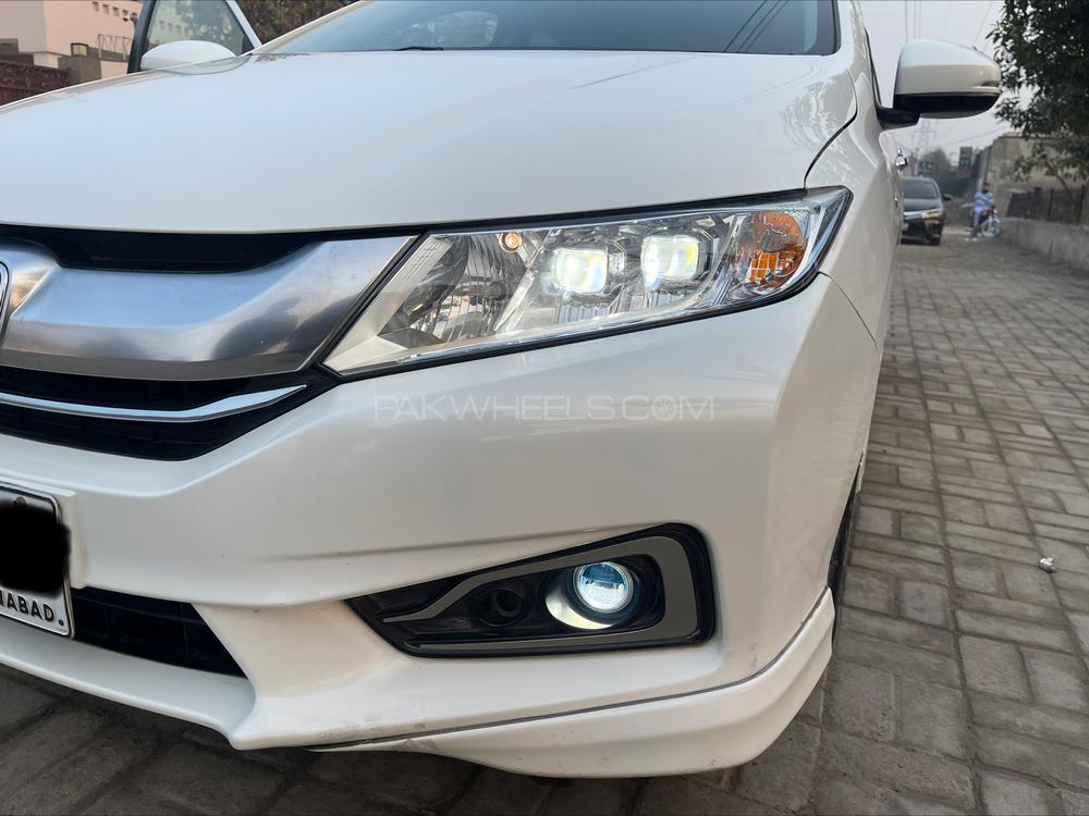 ہونڈا گریس ہائبرڈ 2015 for Sale in فیصل آباد ہونڈا گریس ہائبرڈ 2015 for Sale in فیصل آباد Image-11