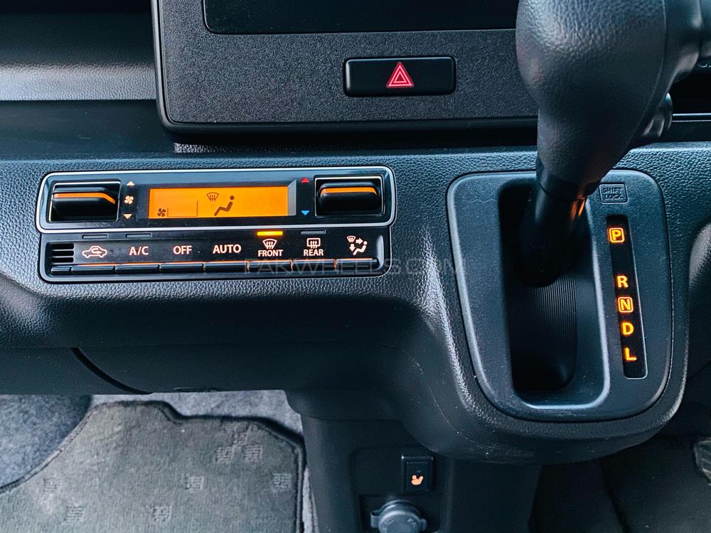 Suzuki Wagon R 2017 for Sale in Peshawar Suzuki Wagon R 2017 for Sale in Peshawar Image-8