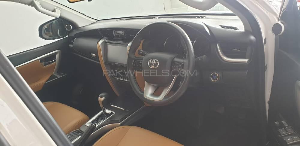 ٹویوٹا فورچیونر 2019 for Sale in لاہور ٹویوٹا فورچیونر 2019 for Sale in لاہور Image-4
