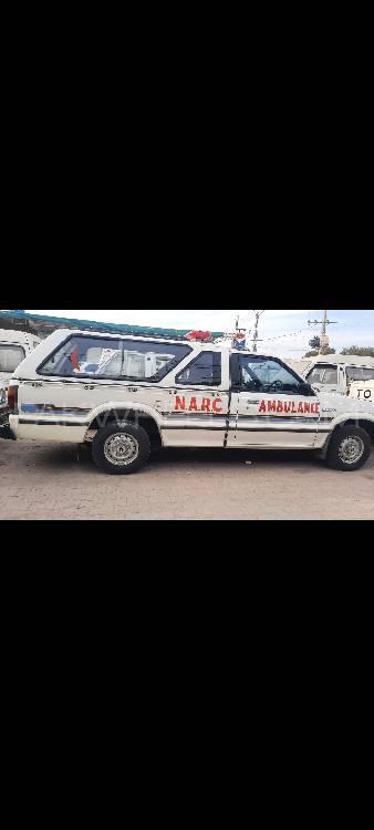 Mazda B2200 1996 for Sale in Wah cantt Image-1