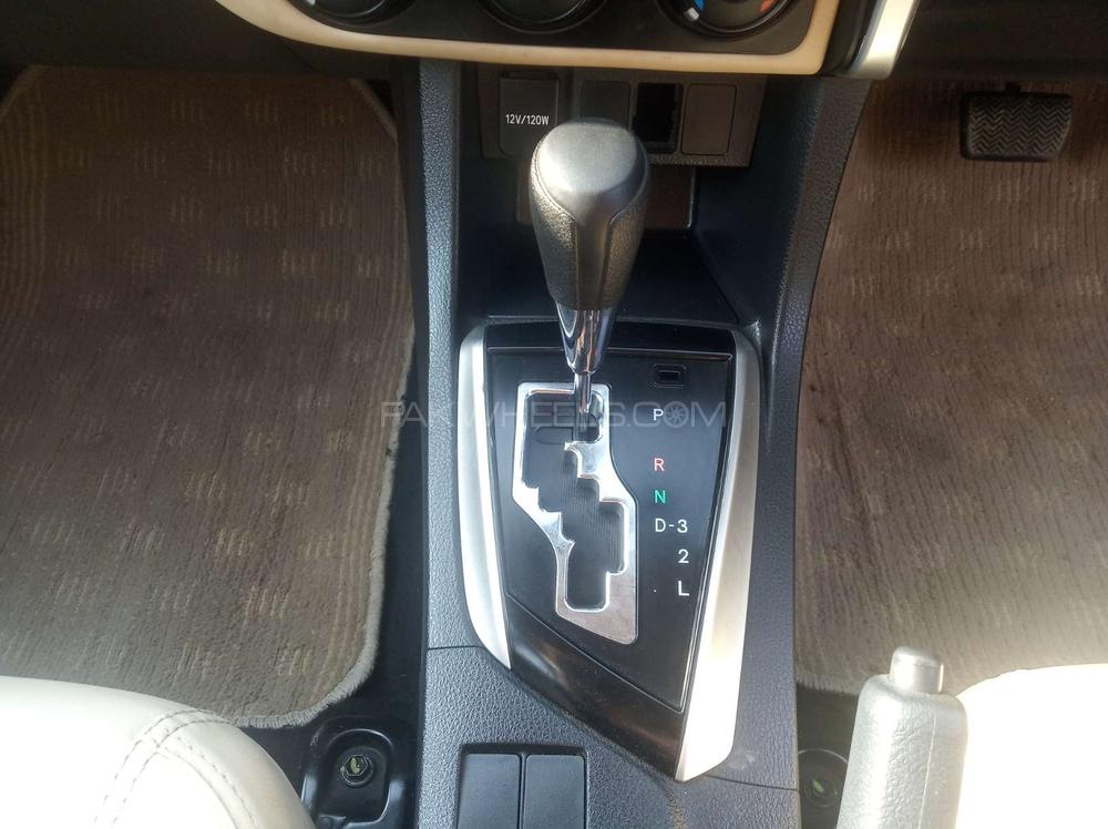 Toyota Corolla 2018 for Sale in Karachi Toyota Corolla 2018 for Sale in Karachi Image-7