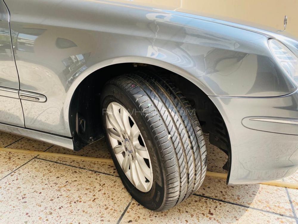 Mercedes Benz E Class 2008 for Sale in Lahore Mercedes Benz E Class 2008 for Sale in Lahore Image-9