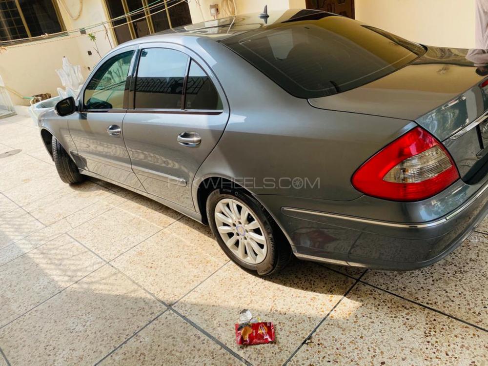 Mercedes Benz E Class 2008 for Sale in Lahore Mercedes Benz E Class 2008 for Sale in Lahore Image-12
