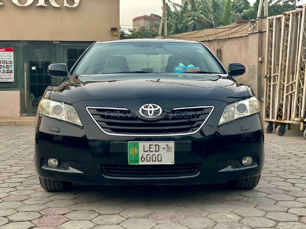 Toyota Camry 2008 for Sale in Lahore Image-1