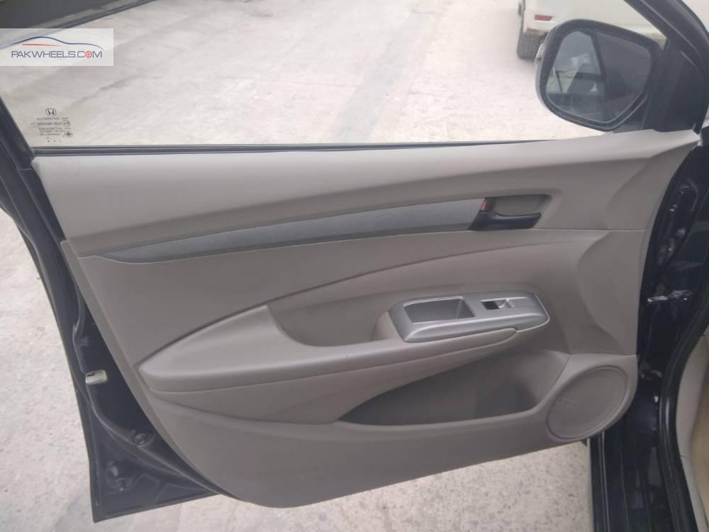 ہونڈا سٹی 2014 for Sale in اسلام آباد ہونڈا سٹی 2014 for Sale in اسلام آباد Image-5