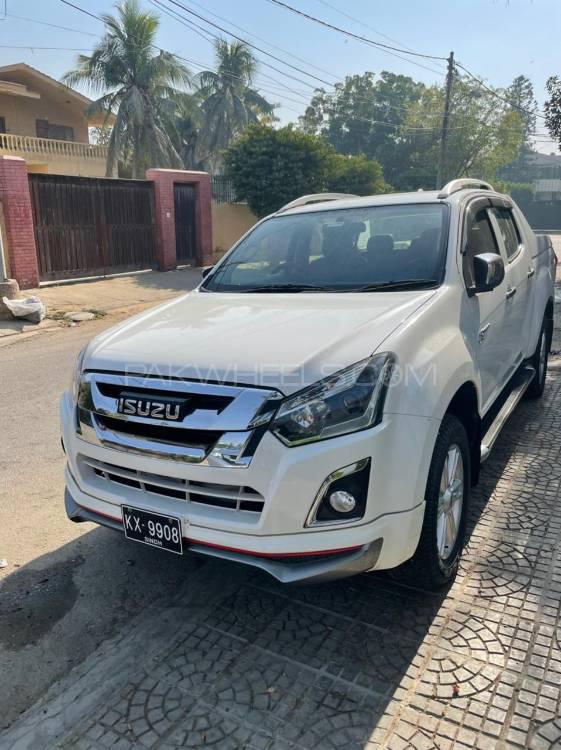 Isuzu D-Max 2019 for Sale in Karachi Image-1