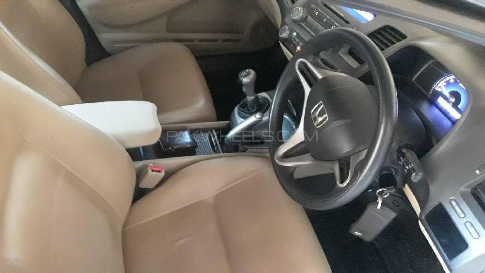 Honda Civic 2009 for Sale in Multan Honda Civic 2009 for Sale in Multan Image-15