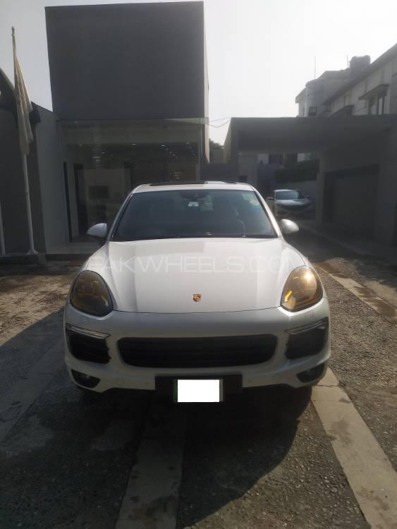 پورشے کائین 2016 for Sale in لاہور Image-1