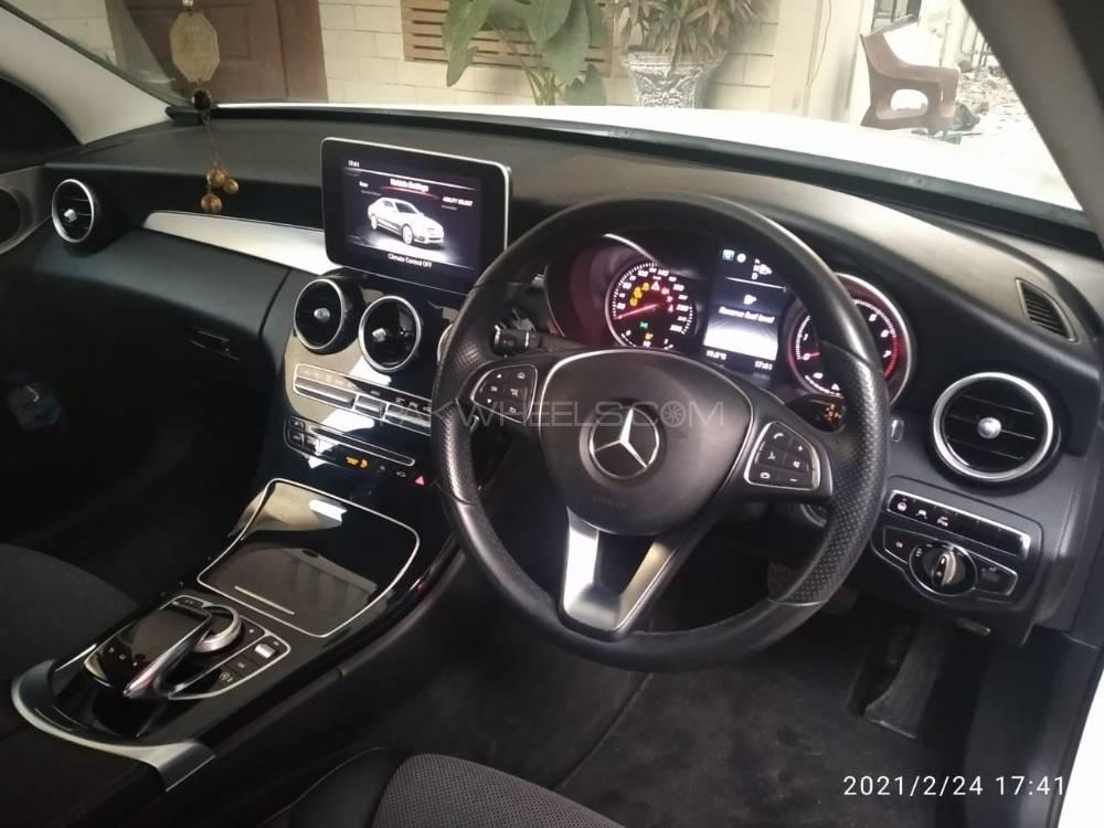 مرسڈیز بینز سی کلاس 2015 for Sale in اسلام آباد مرسڈیز بینز سی کلاس 2015 for Sale in اسلام آباد Image-7