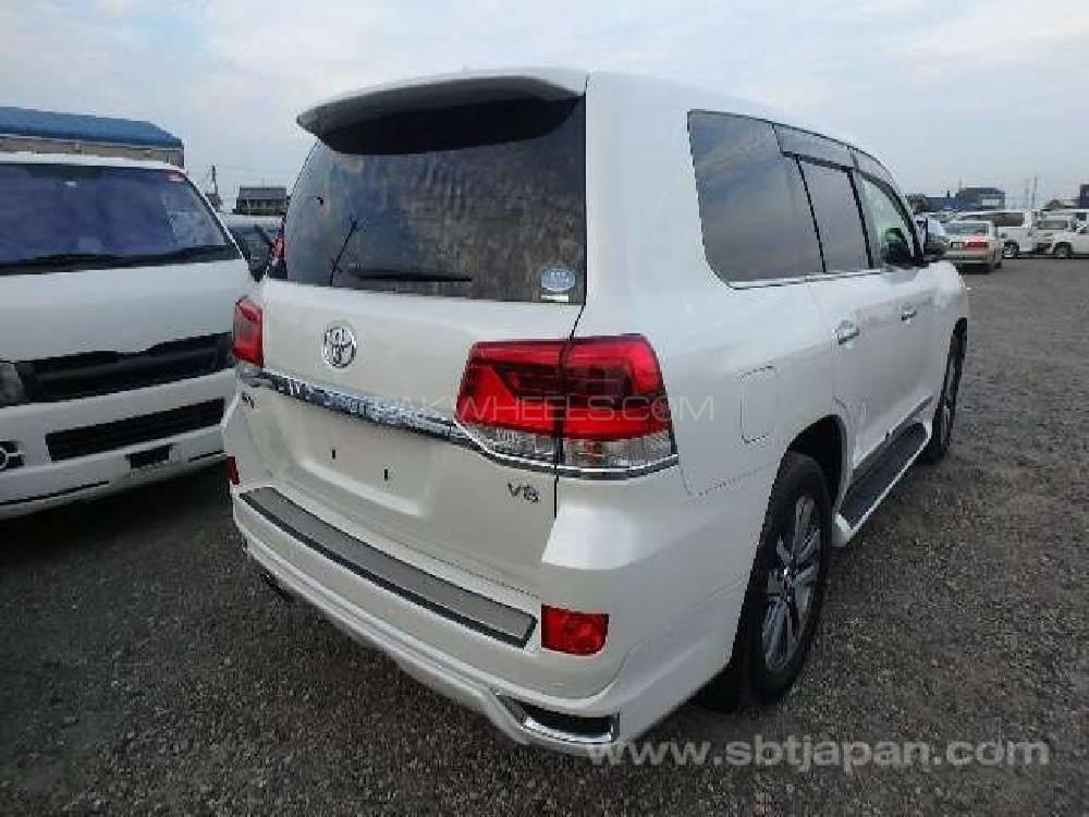 Toyota Land Cruiser 2017 for Sale in Lahore Toyota Land Cruiser 2017 for Sale in Lahore Image-20