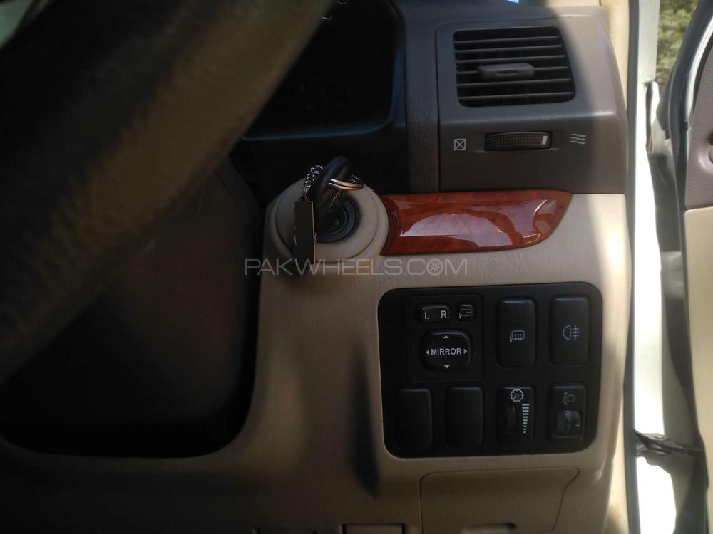 Toyota Prado 2006 for Sale in Karachi Toyota Prado 2006 for Sale in Karachi Image-12