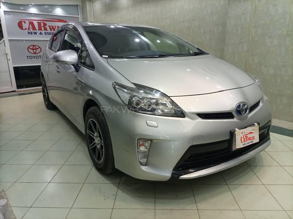 ٹویوٹا پریوس 2014 for Sale in اسلام آباد ٹویوٹا پریوس 2014 for Sale in اسلام آباد Image-3