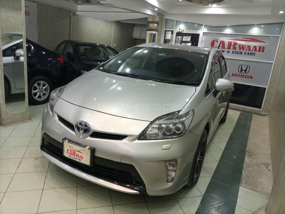 ٹویوٹا پریوس 2014 for Sale in اسلام آباد ٹویوٹا پریوس 2014 for Sale in اسلام آباد Image-11