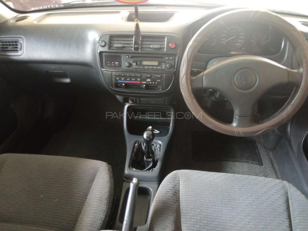 Honda Civic 2000 for Sale in Lahore Honda Civic 2000 for Sale in Lahore Image-6