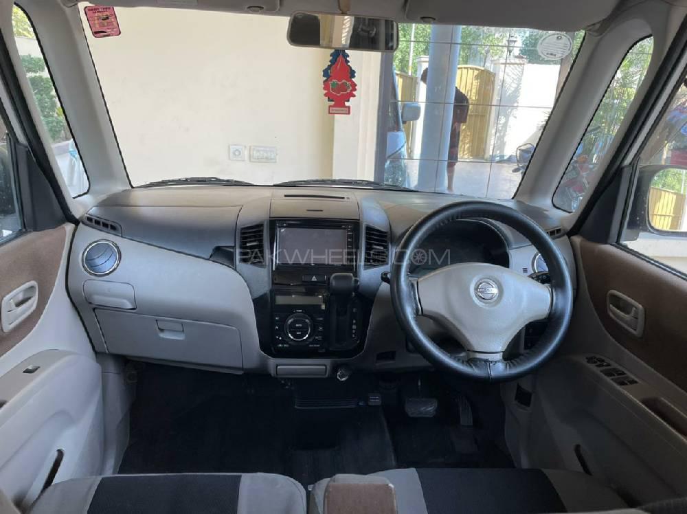 نسان روکس 2011 for Sale in لاہور نسان روکس 2011 for Sale in لاہور Image-5