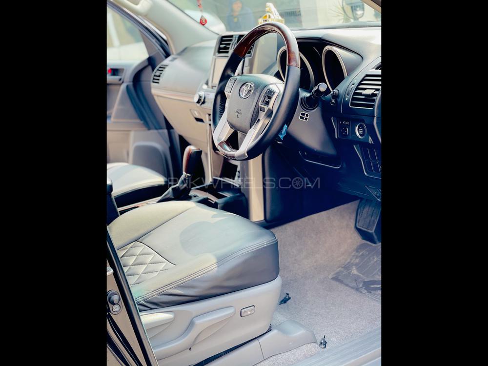 Toyota Prado 2012 for Sale in Lahore Toyota Prado 2012 for Sale in Lahore Image-8