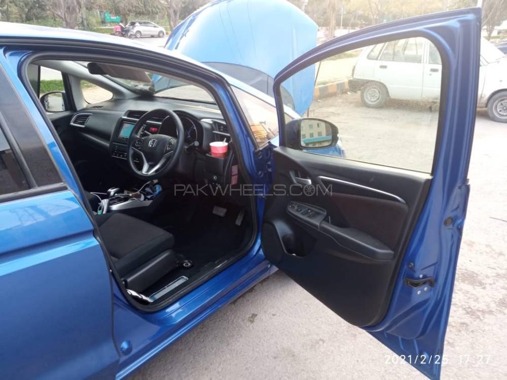 Honda Fit 2015 for Sale in Islamabad Honda Fit 2015 for Sale in Islamabad Image-13