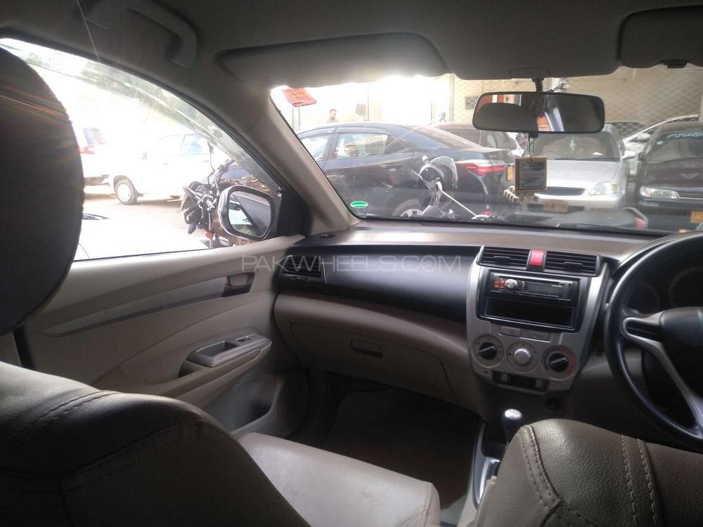 Honda City 2013 for Sale in Karachi Honda City 2013 for Sale in Karachi Image-16
