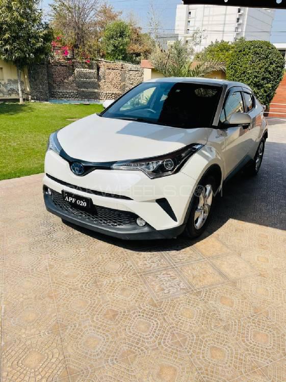 Toyota C-HR 2016 for Sale in Multan Image-1