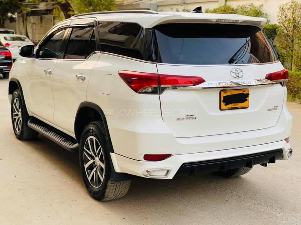 ٹویوٹا فورچیونر 2017 for Sale in کراچی ٹویوٹا فورچیونر 2017 for Sale in کراچی Image-5