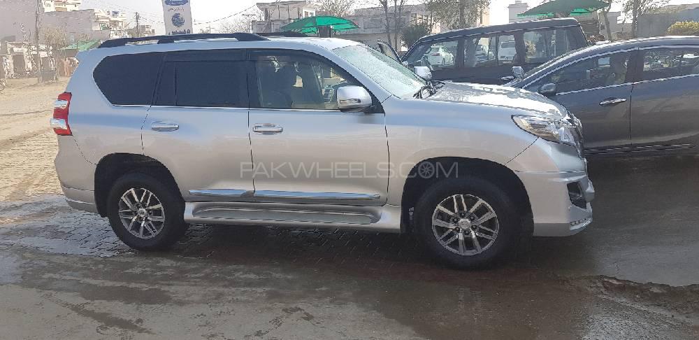 Toyota Prado 2011 for Sale in Sialkot Image-1
