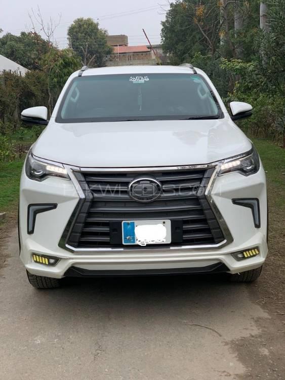Toyota Fortuner 2019 for Sale in Karachi Toyota Fortuner 2019 for Sale in Karachi Image-2