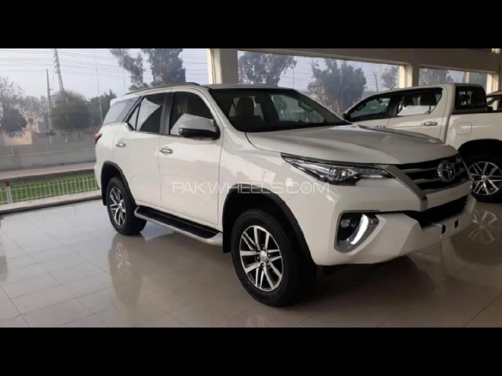 ٹویوٹا فورچیونر 2021 for Sale in سیالکوٹ Image-1