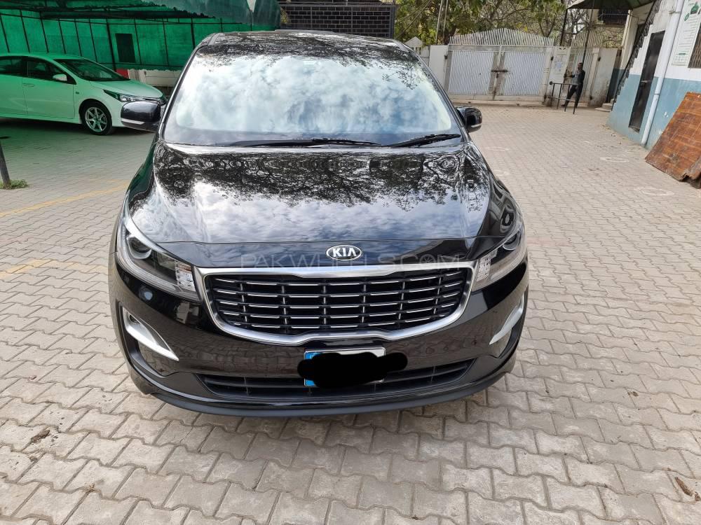 KIA Carnival 2020 for Sale in Lahore Image-1