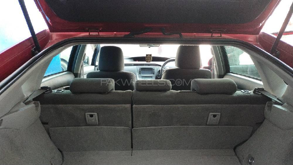 Toyota Prius 2010 for Sale in Lahore Toyota Prius 2010 for Sale in Lahore Image-2