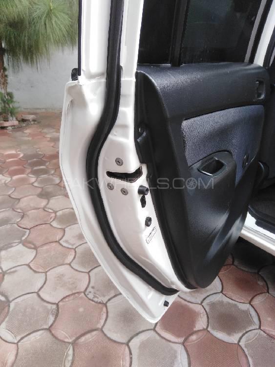 Toyota Succeed 2006 for Sale in Swabi Toyota Succeed 2006 for Sale in Swabi Image-8