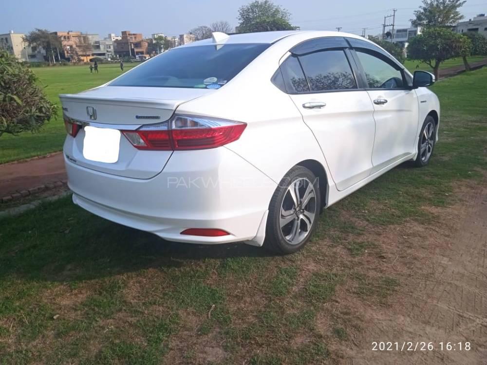 ہونڈا گریس ہائبرڈ 2015 for Sale in لاہور ہونڈا گریس ہائبرڈ 2015 for Sale in لاہور Image-4