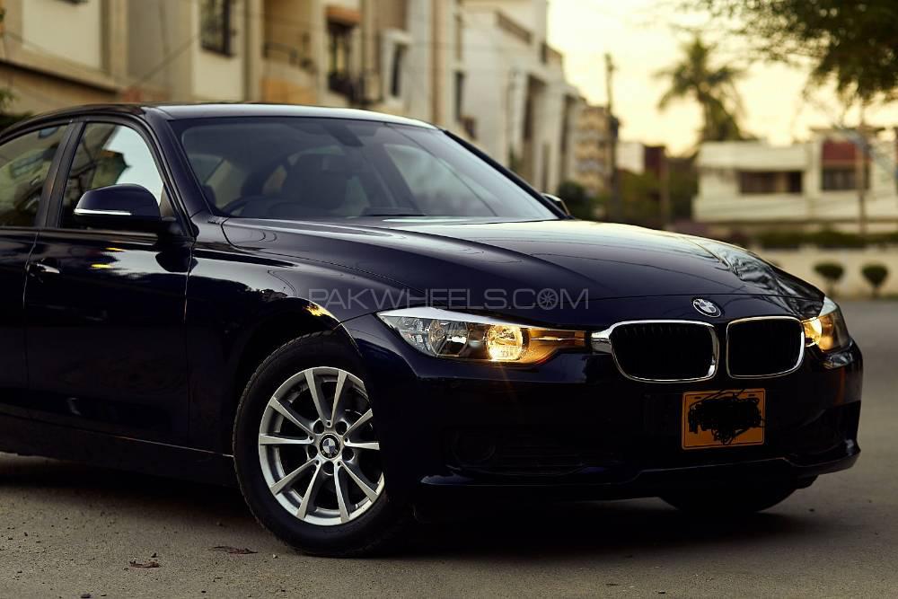 BMW 3 Series 2014 for Sale in Karachi BMW 3 Series 2014 for Sale in Karachi Image-4