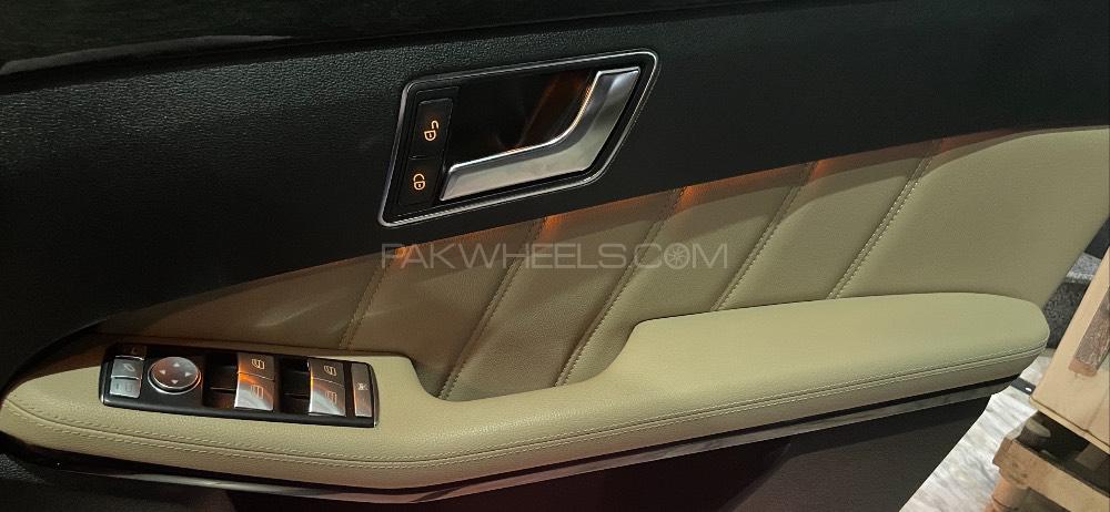 Mercedes Benz E Class 2012 for Sale in Faisalabad Mercedes Benz E Class 2012 for Sale in Faisalabad Image-9