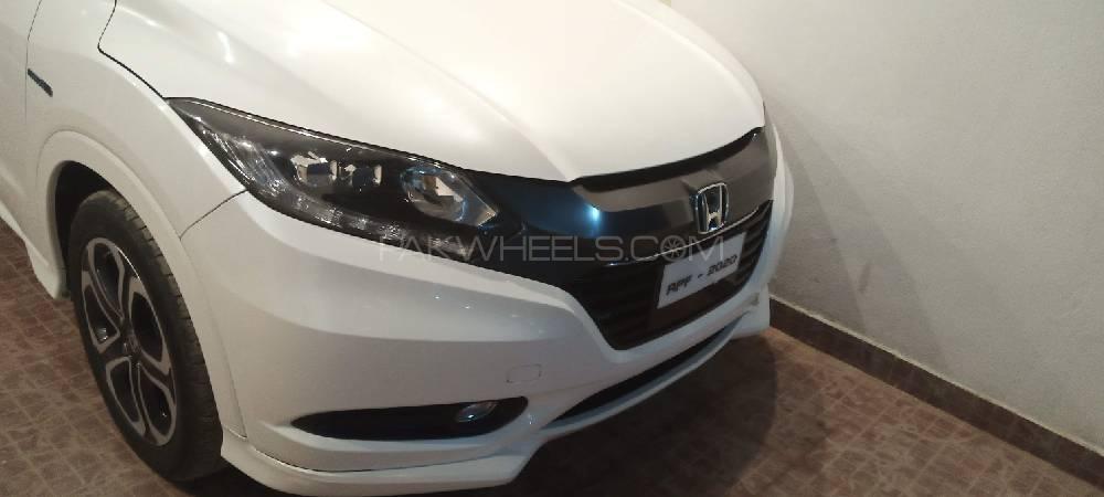 Honda Vezel 2015 for Sale in Lahore Honda Vezel 2015 for Sale in Lahore Image-8
