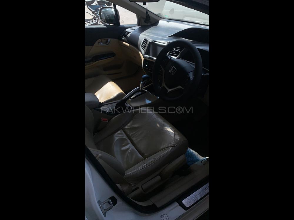 Honda Civic 2013 for Sale in Multan Honda Civic 2013 for Sale in Multan Image-4
