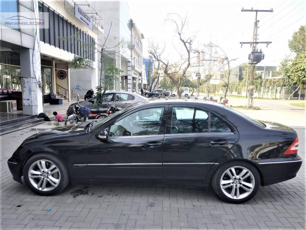 Mercedes Benz C Class 2006 for Sale in Lahore Mercedes Benz C Class 2006 for Sale in Lahore Image-3