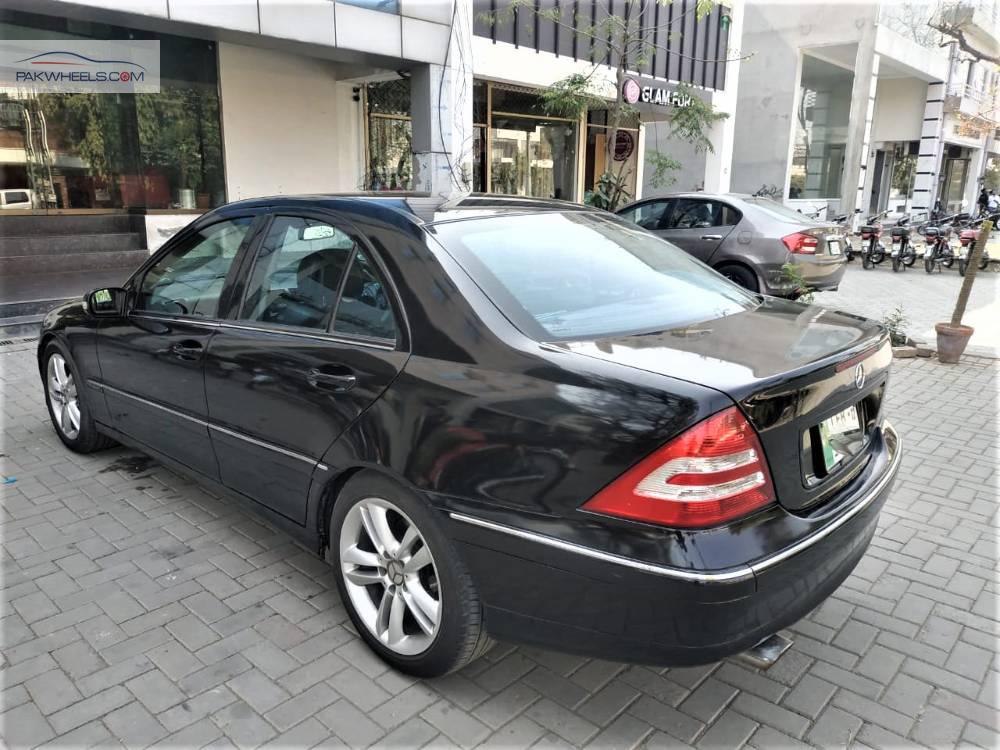 Mercedes Benz C Class 2006 for Sale in Lahore Mercedes Benz C Class 2006 for Sale in Lahore Image-6