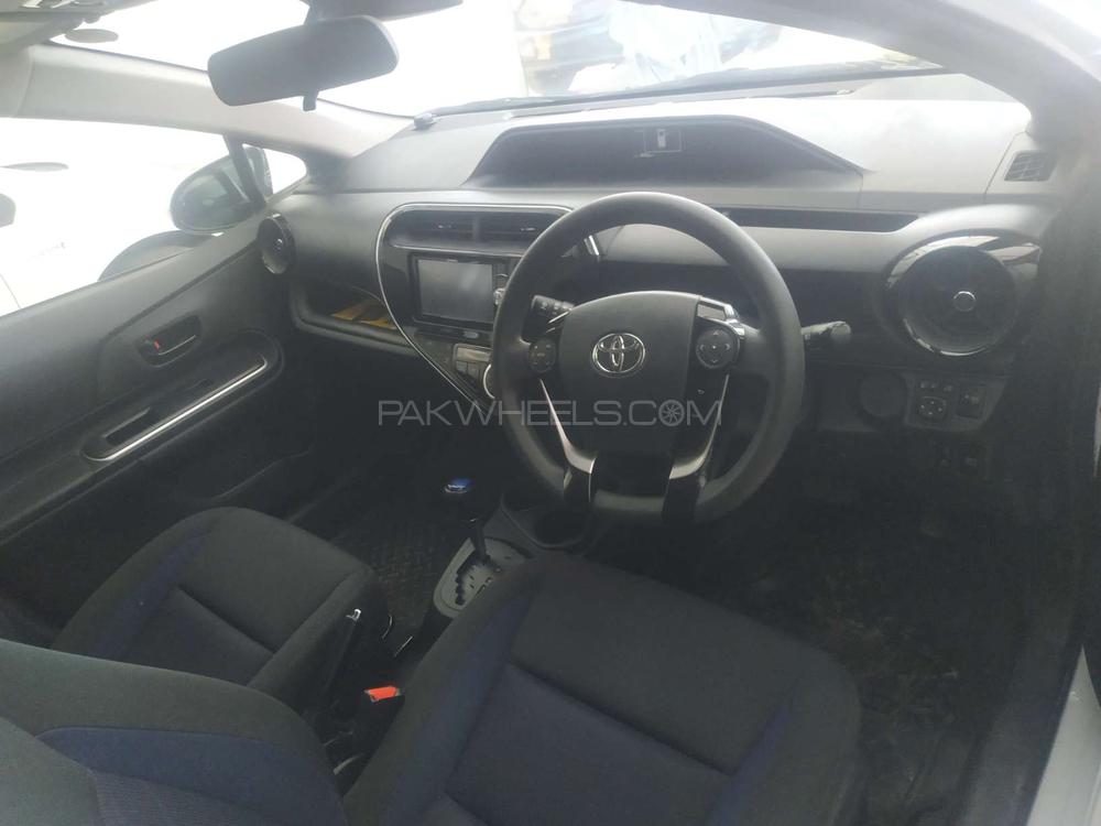 Toyota Aqua 2017 for Sale in Peshawar Toyota Aqua 2017 for Sale in Peshawar Image-5
