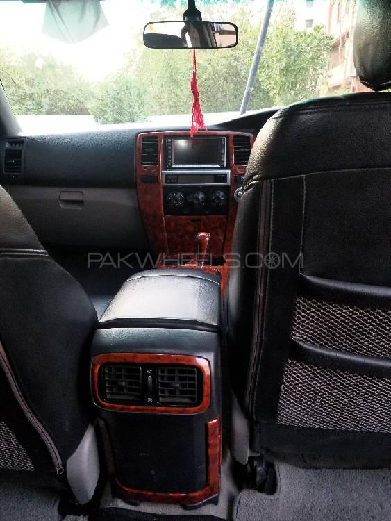 Toyota Surf 2010 for Sale in Karachi Toyota Surf 2010 for Sale in Karachi Image-11