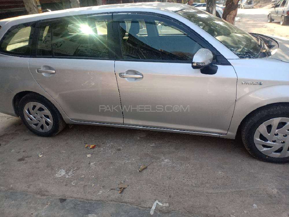 Toyota Corolla Fielder 2019 for Sale in Islamabad Toyota Corolla Fielder 2019 for Sale in Islamabad Image-2