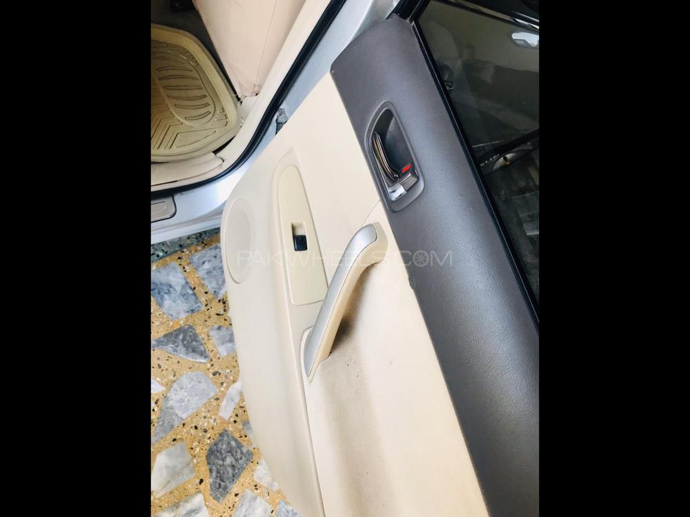 Toyota Premio 2005 for Sale in Peshawar Toyota Premio 2005 for Sale in Peshawar Image-10