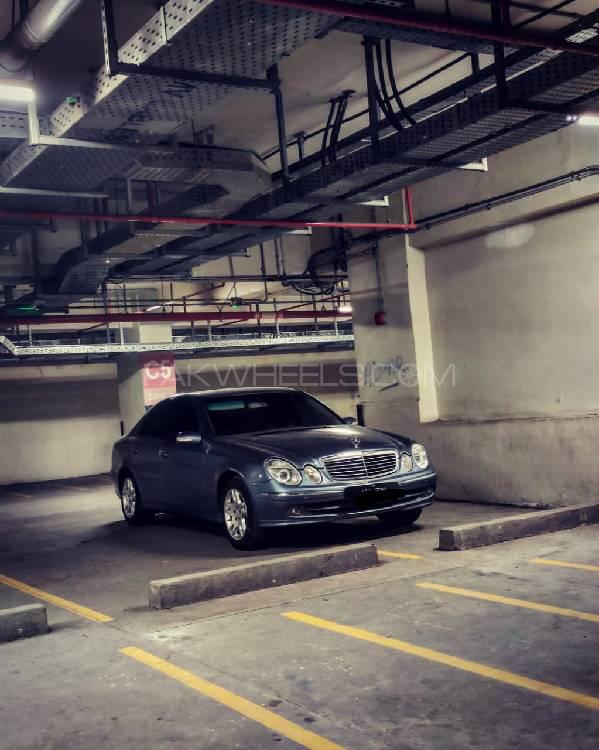 Mercedes Benz E Class 2003 for Sale in Islamabad Mercedes Benz E Class 2003 for Sale in Islamabad Image-3