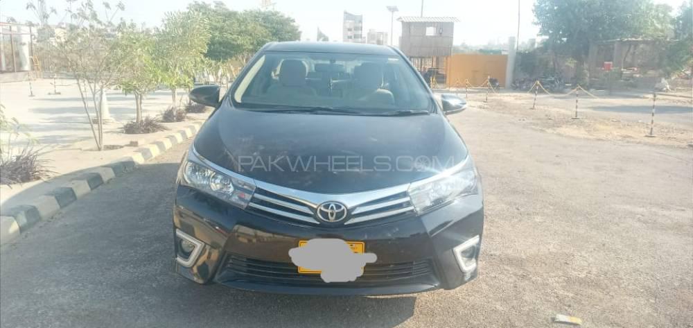 Toyota Corolla 2017 for Sale in Karachi Image-1